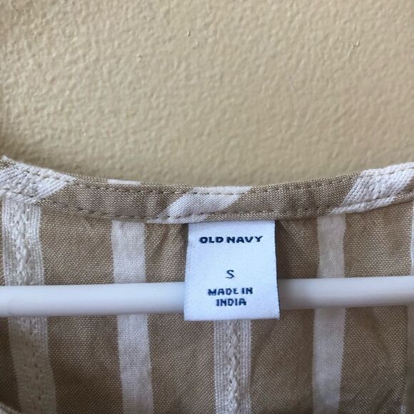 Old Navy Waist-Defined Dobby-Stripe Midi Dress - Picture 5 of 7